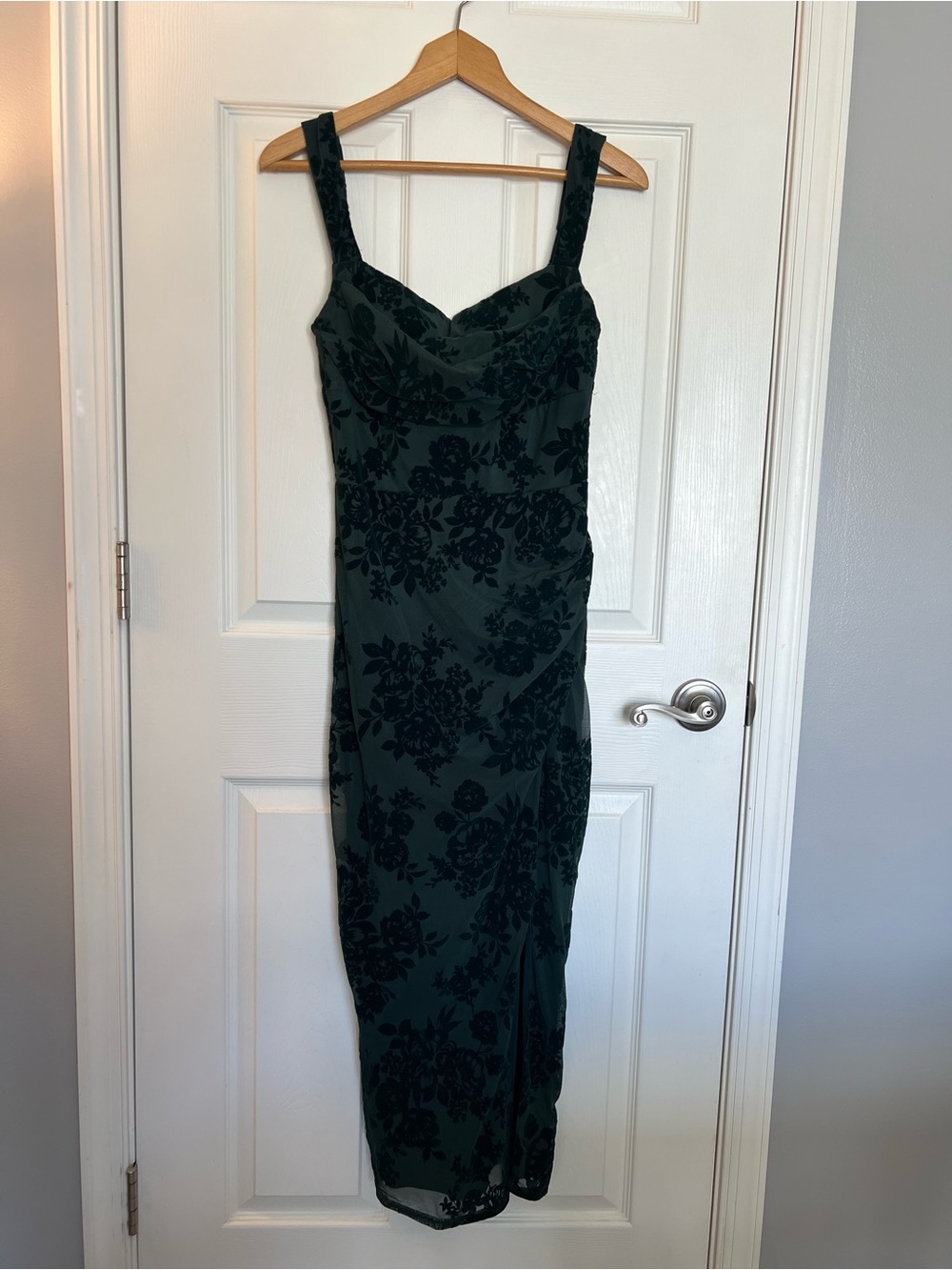 Windsor Dark Green Floral Burnout Velvet Midi Dress
